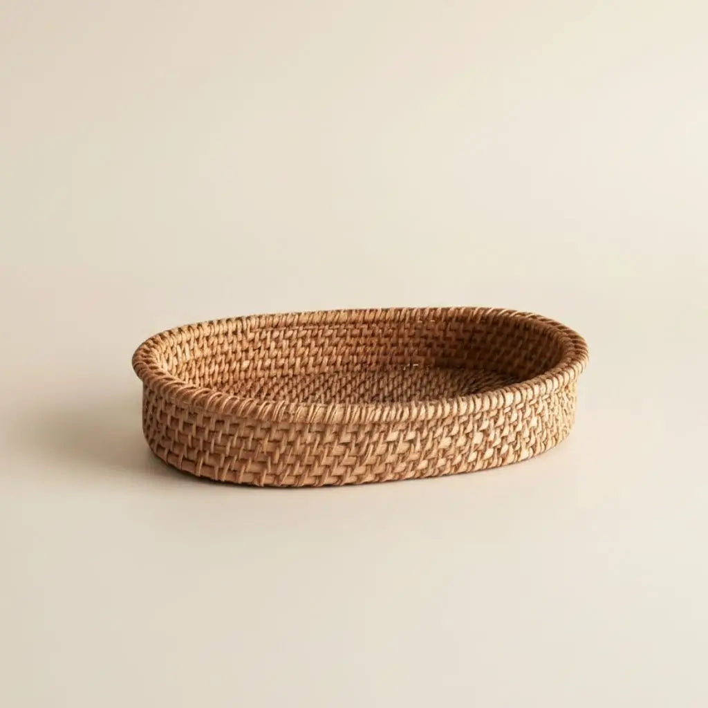 Cesto Oval de Fibra Natural Trançado à Mão Akito