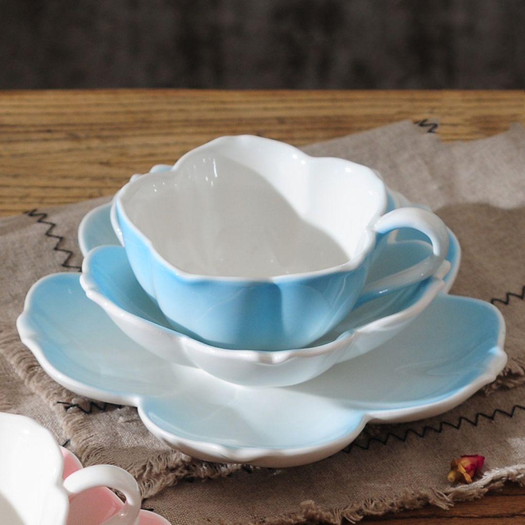 Conjunto de Xícaras de Porcelana Floral