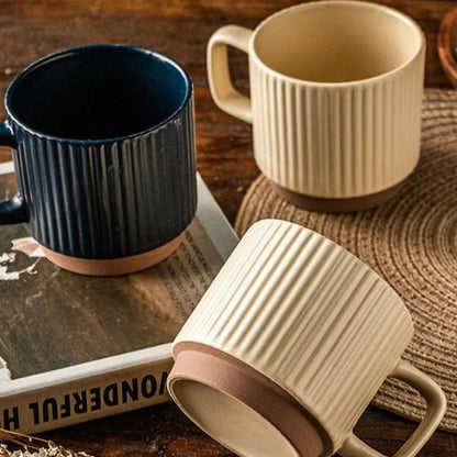 Caneca de Cerâmica Caleb – Xícara de Cerâmica Listrada