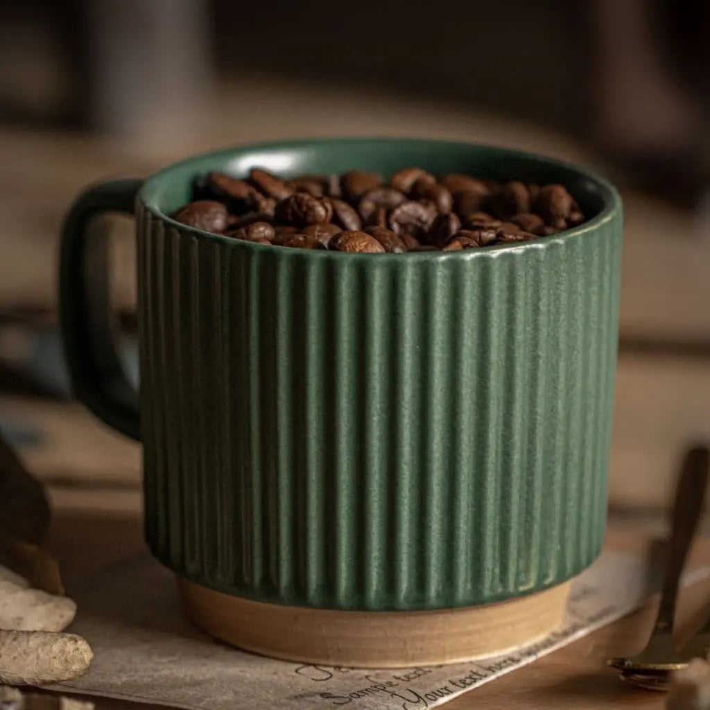 Caneca de Cerâmica Caleb – Xícara de Cerâmica Listrada