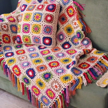 Manta Boho Tecida à Mão com Franjas – Estampa Floresta
